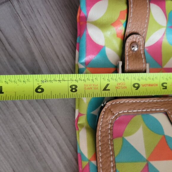 Lily Bloom Multicolor Floral Pattern Crossbody Bag With Adjustable Strap - Picture 9 of 11